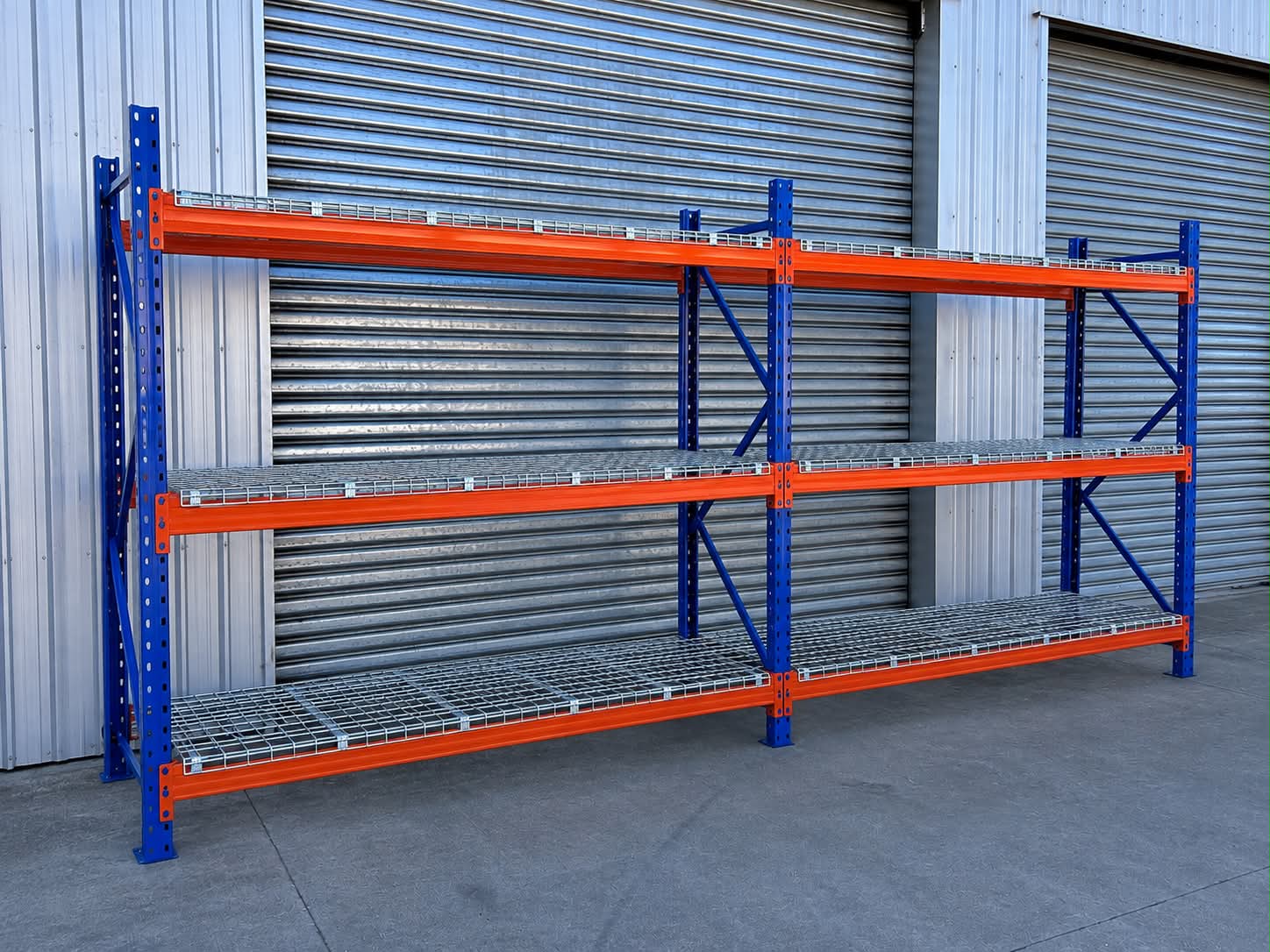 Pallet Racking Warehouse Storage 2 Bay with Wire Mesh Caging Level Holds 2 Ton Per Level (Copy)