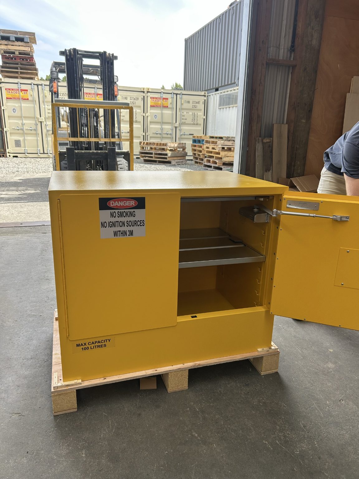 Flammable Goods Cabinet 100L Capacity